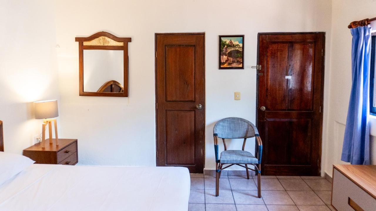 Esencia Puerto Escondido Hotel ปูแอร์โตเอสกอนดิโด ภายนอก รูปภาพ