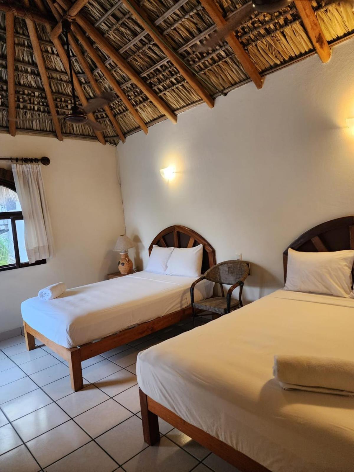 Esencia Puerto Escondido Hotel ปูแอร์โตเอสกอนดิโด ภายนอก รูปภาพ