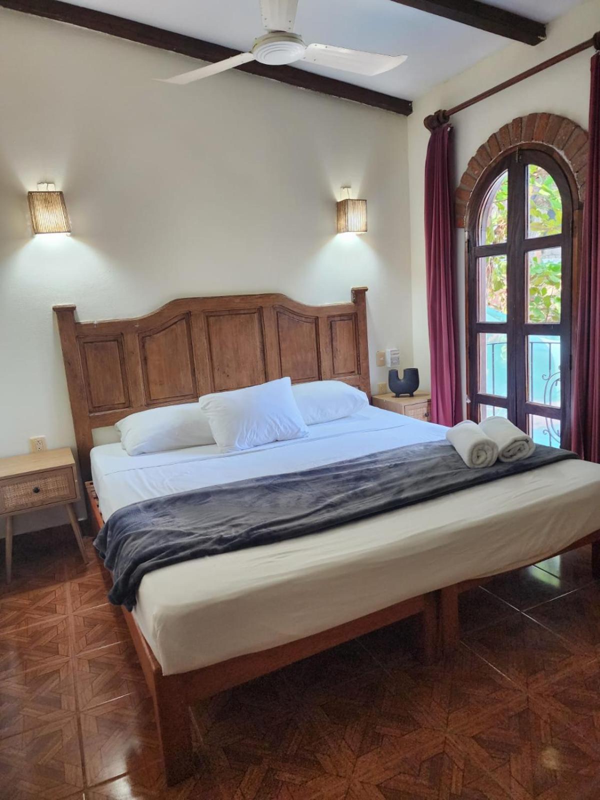 Esencia Puerto Escondido Hotel ปูแอร์โตเอสกอนดิโด ภายนอก รูปภาพ